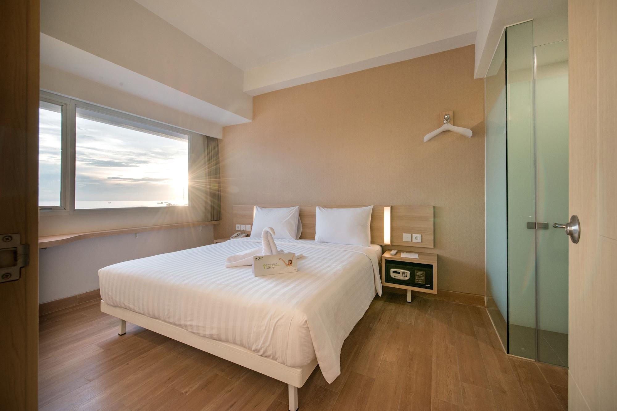 Whiz Prime Hotel Hasanuddin Makassar Dış mekan fotoğraf