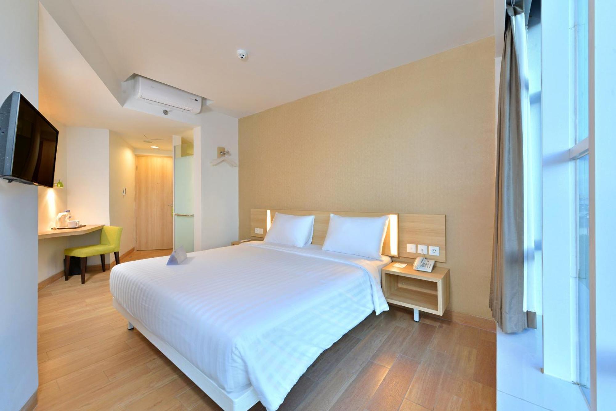 Whiz Prime Hotel Hasanuddin Makassar Dış mekan fotoğraf