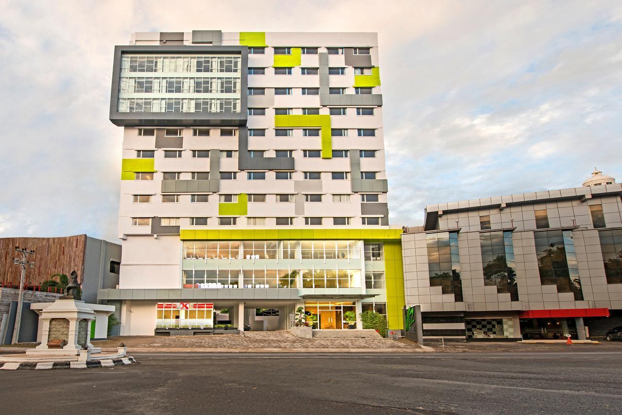 Whiz Prime Hotel Hasanuddin Makassar Dış mekan fotoğraf