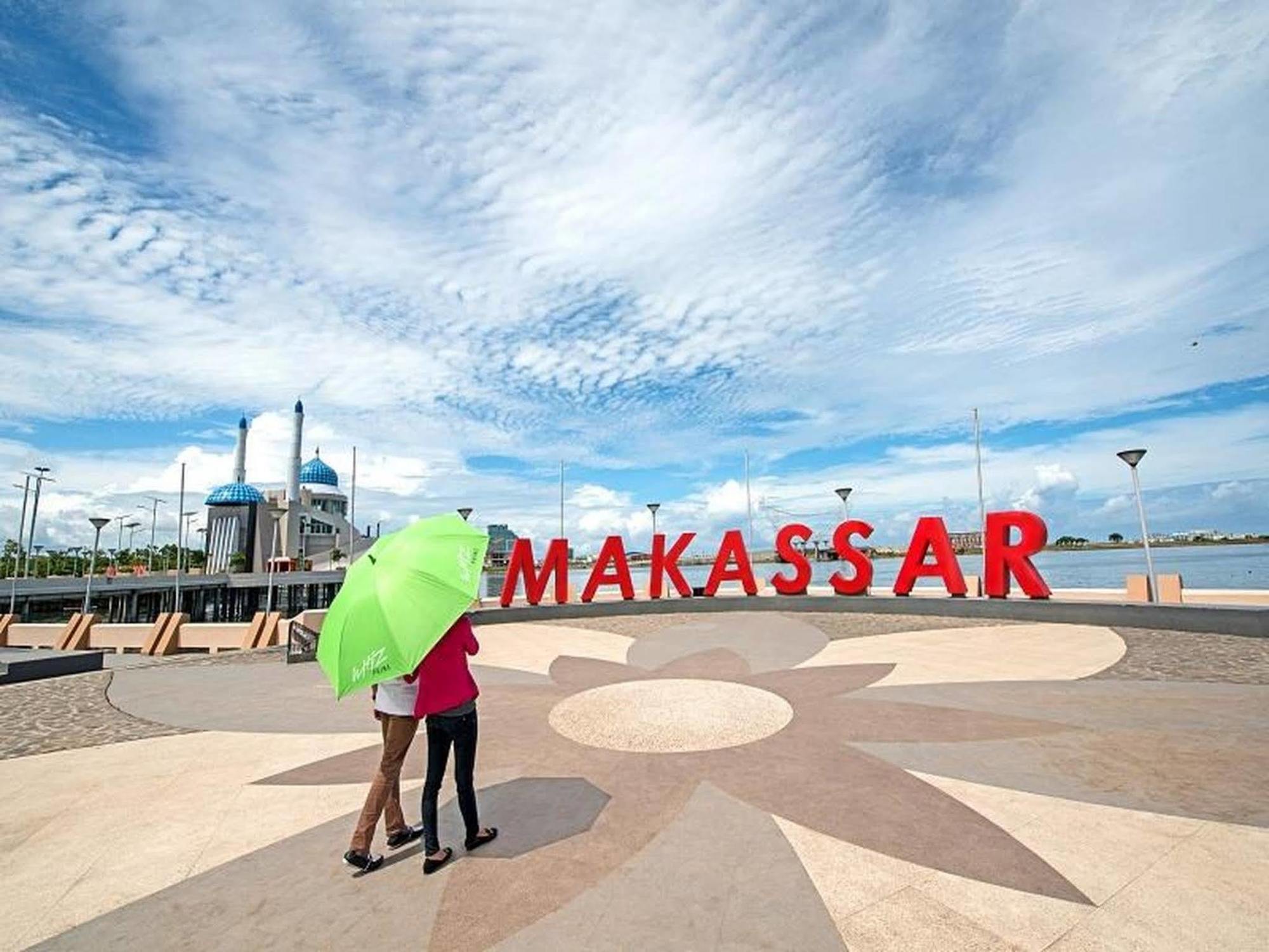 Whiz Prime Hotel Hasanuddin Makassar Dış mekan fotoğraf